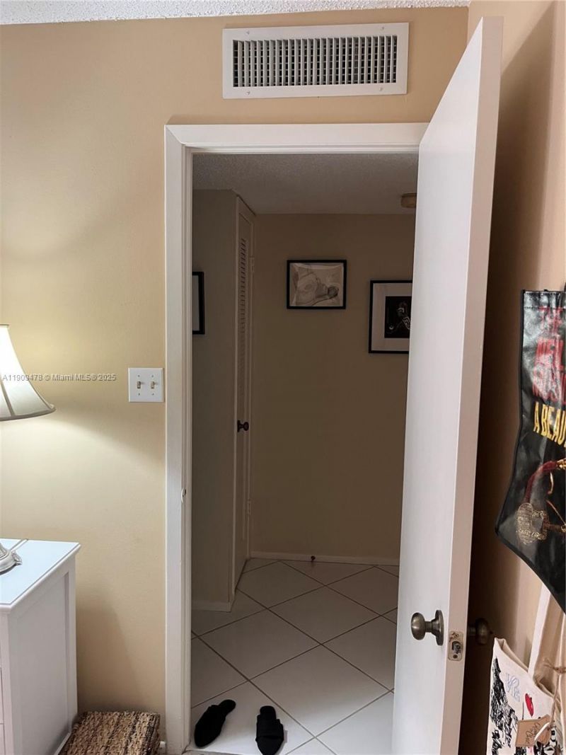 18011 Biscayne Blvd, Unit 305, Aventura, FL 33160 Photo