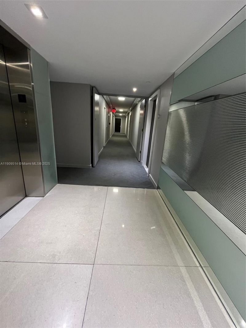 20301 W Country Club Dr, Unit 625, Aventura, FL 33180 Photo