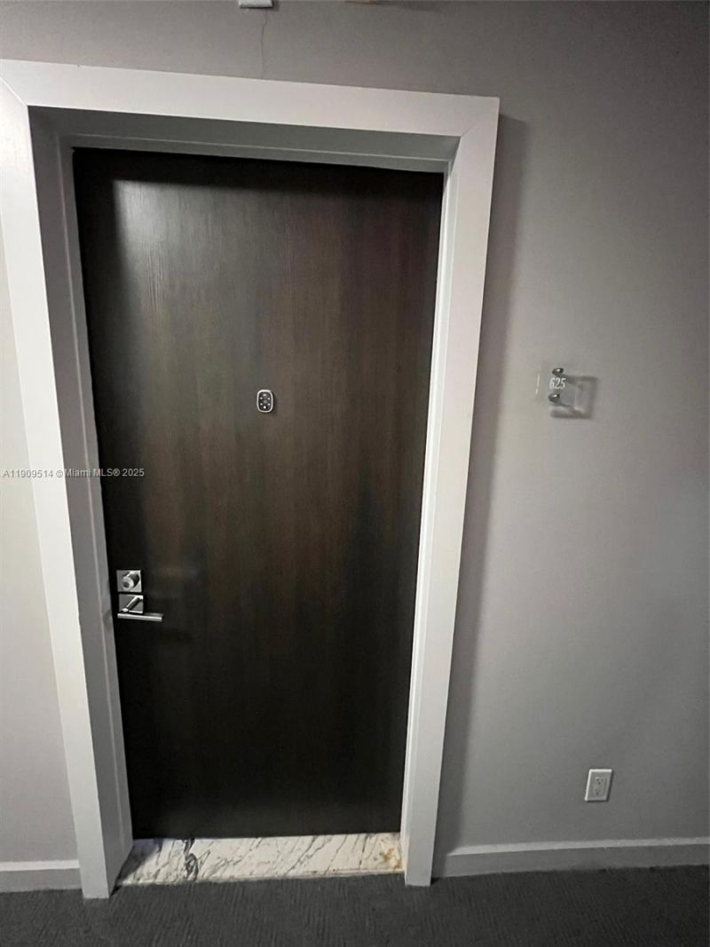 20301 W Country Club Dr, Unit 625, Aventura, FL 33180 Photo