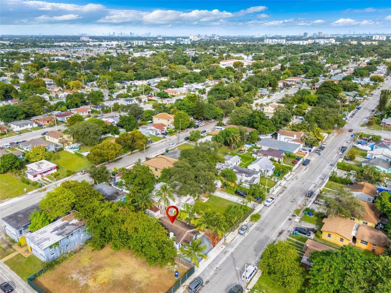 1621 NW 55th St, Miami, FL 33142 Photo