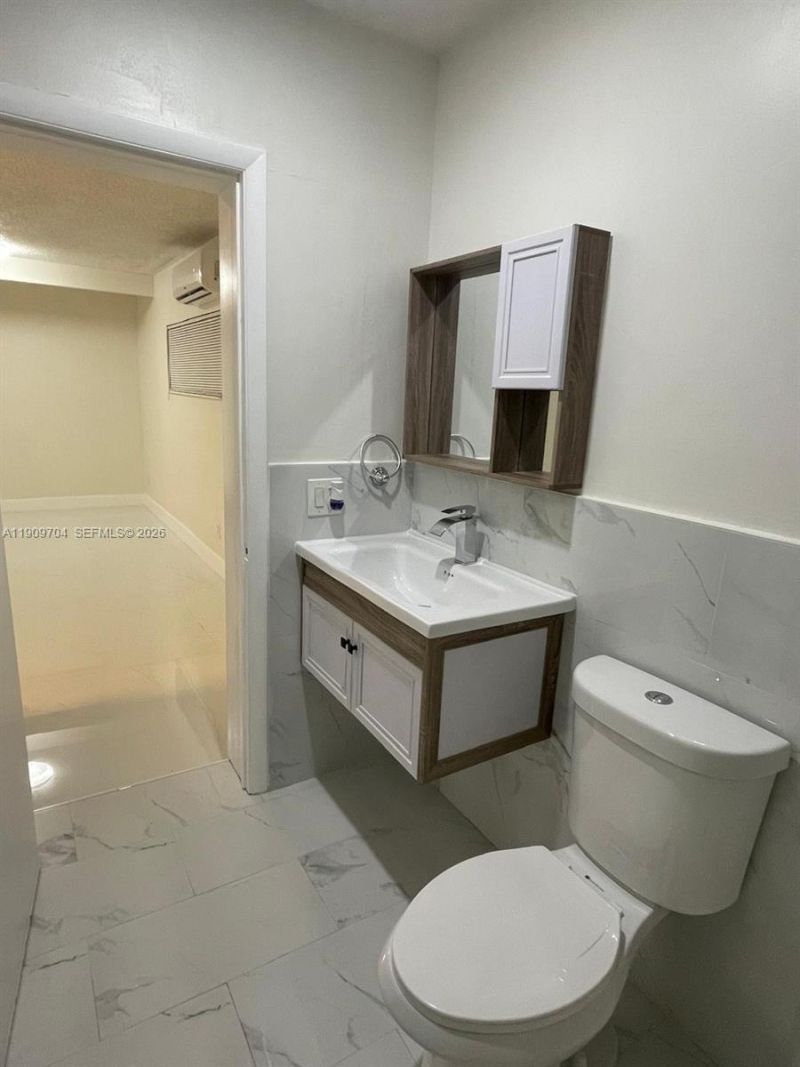 11930 SW 199th St, Miami, FL 33177 Photo