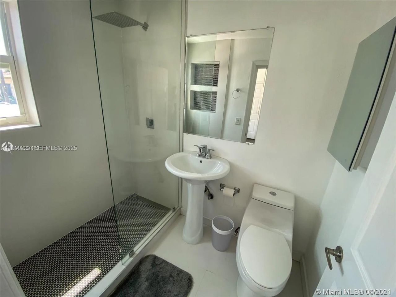 8415 Harding Ave, Unit 5, Miami Beach, FL 33141 Photo