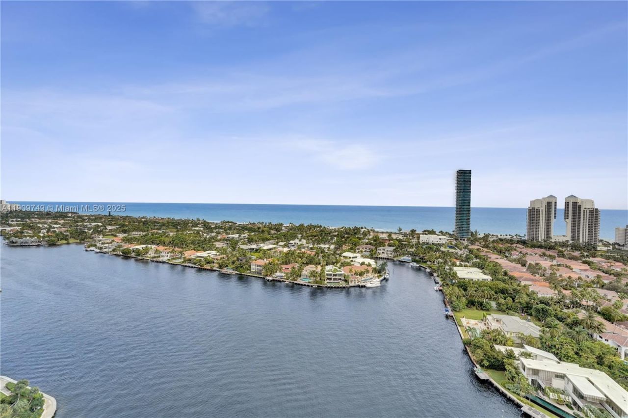 19667 Turnberry Way, Unit 27J, Aventura, FL 33180 Photo