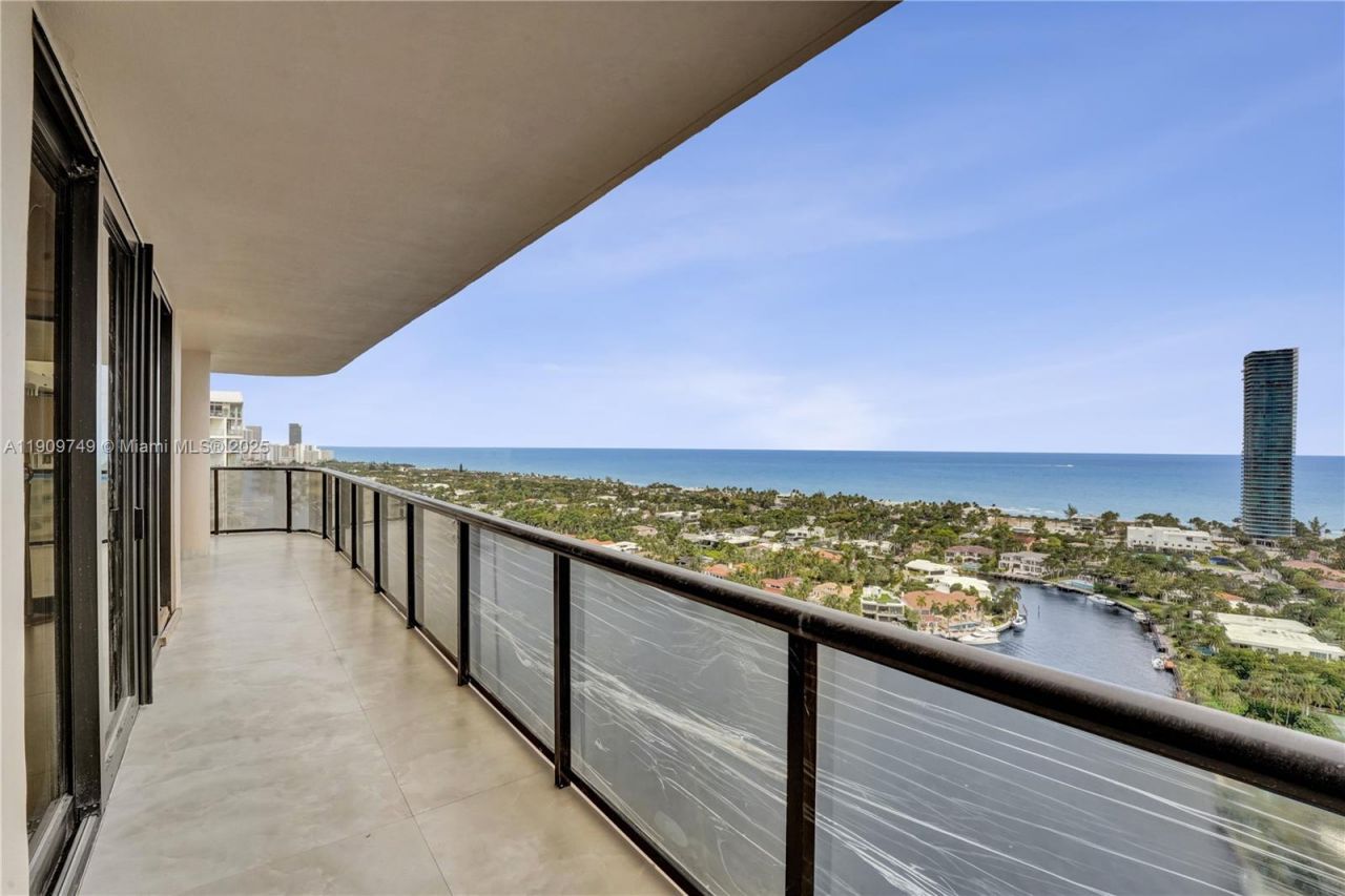 19667 Turnberry Way, Unit 27J, Aventura, FL 33180 Photo