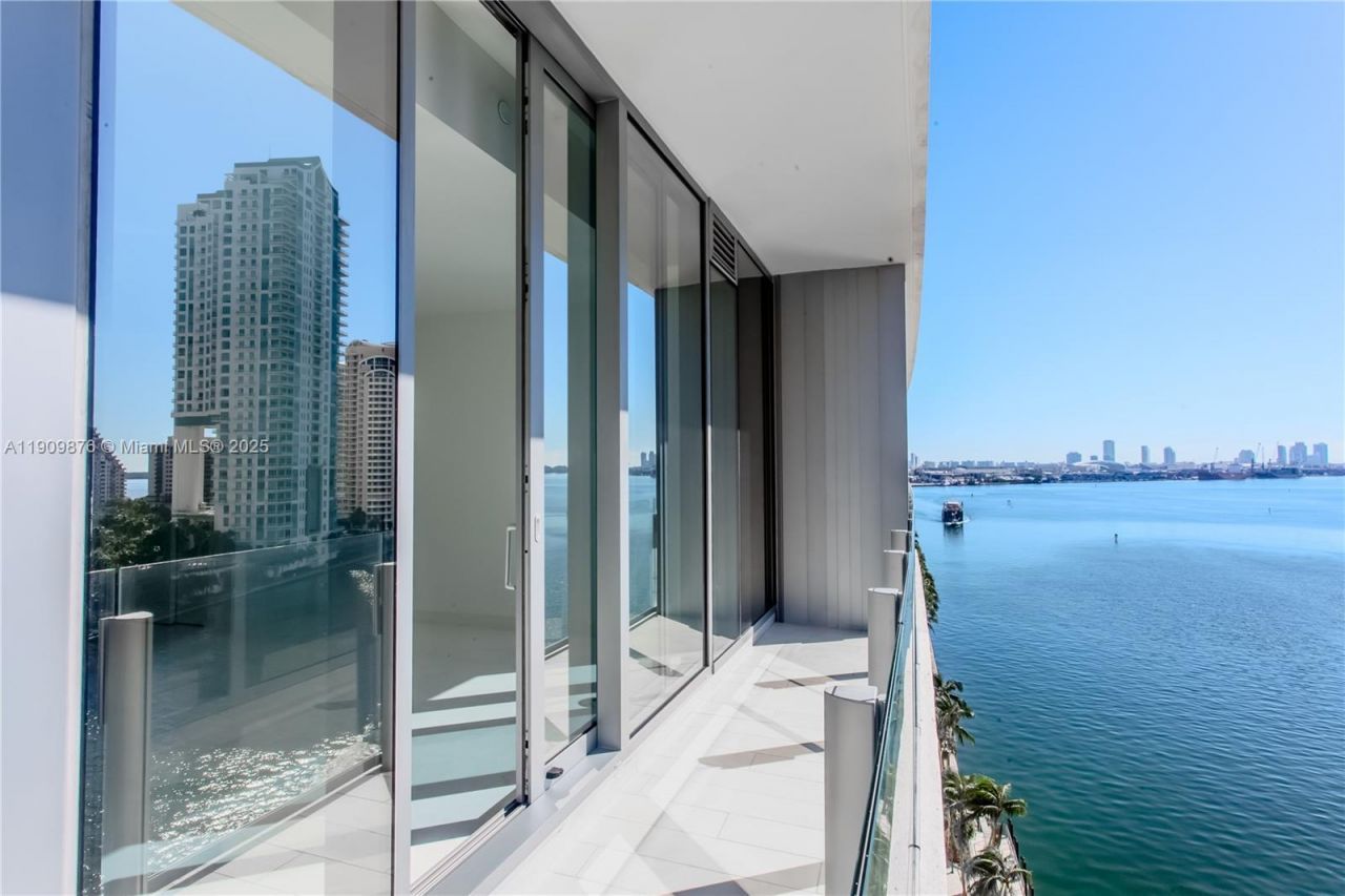 300 Biscayne Blvd Way, Unit 1003, Miami, FL 33131 Photo