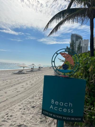 201 178th Dr, Unit 426, Sunny Isles Beach, FL 33160 Photo