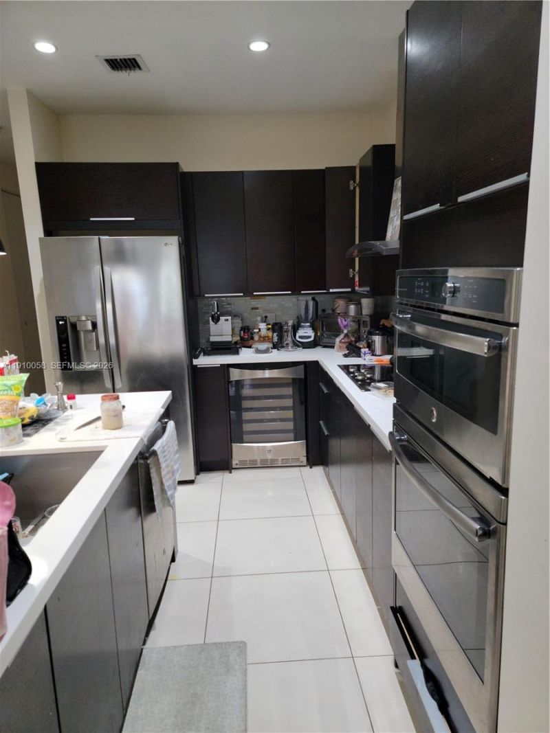 10280 NW 63rd Ter, Unit 203, Doral, FL 33178 Photo