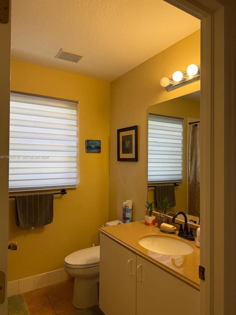 2065 SE 14th St, Homestead, FL 33035 Photo