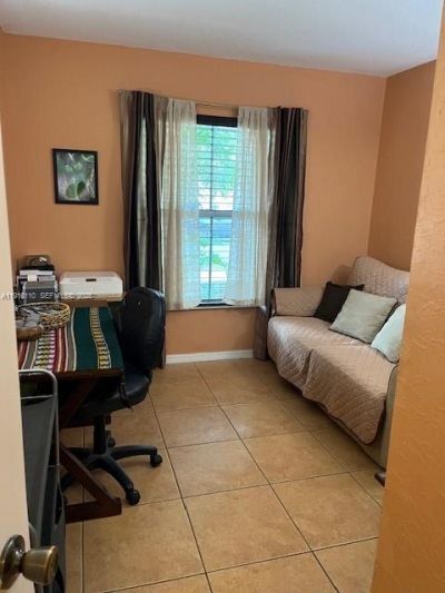 2065 SE 14th St, Homestead, FL 33035 Photo