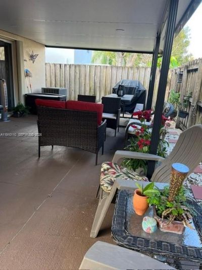 2065 SE 14th St, Homestead, FL 33035 Photo