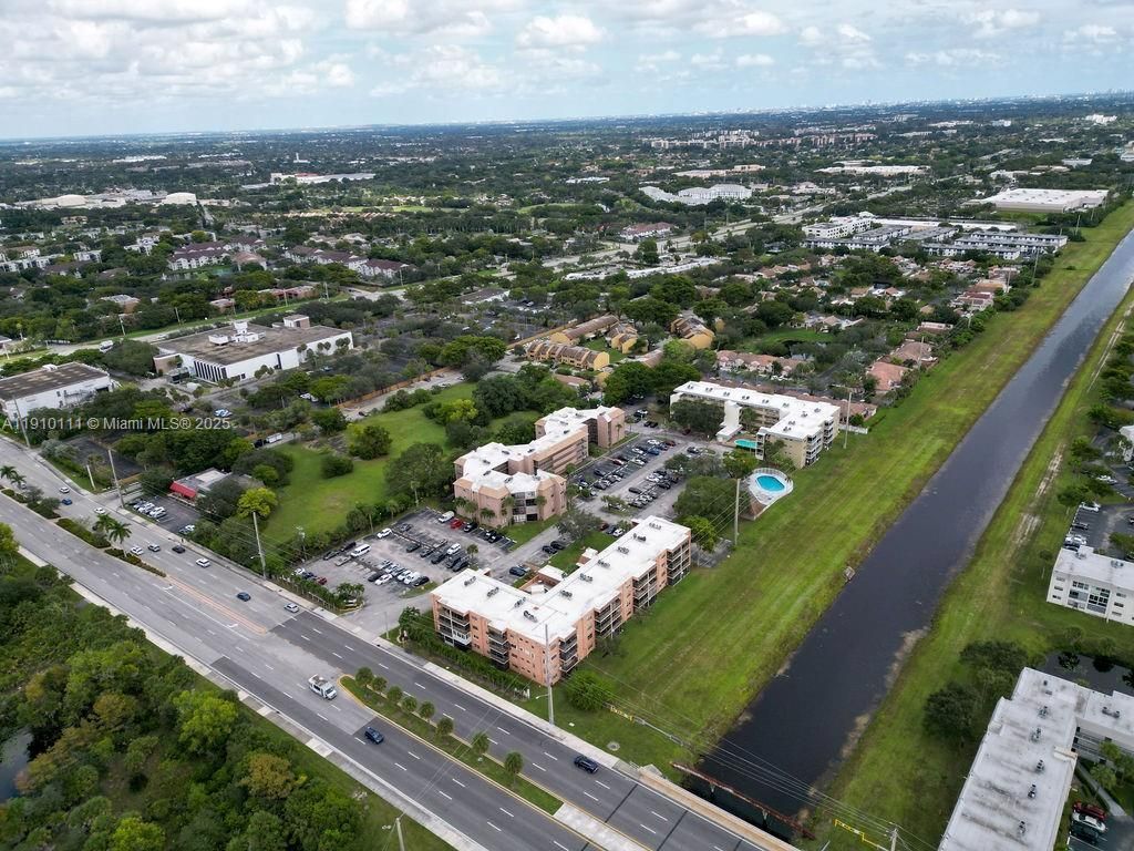 3110 N Pine Island Rd, Unit 409, Sunrise, FL 33351 Photo