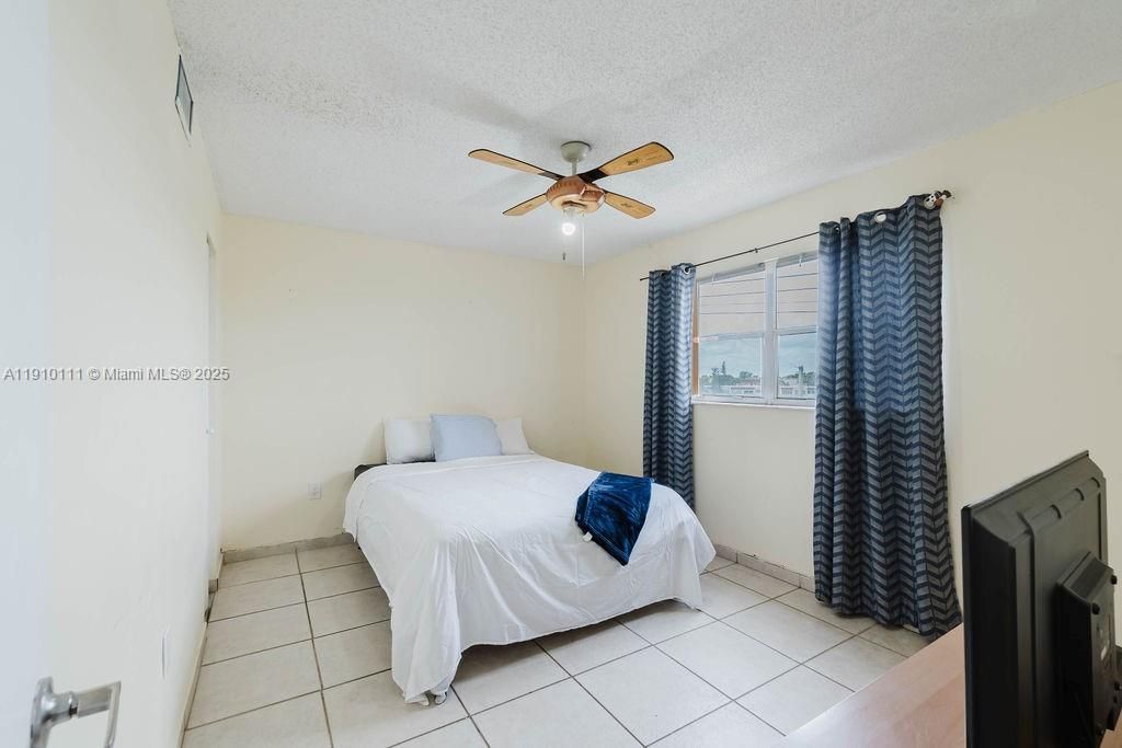 3110 N Pine Island Rd, Unit 409, Sunrise, FL 33351 Photo