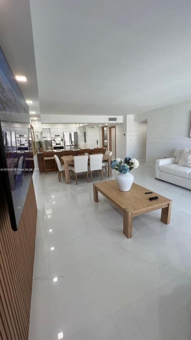 3900 Galt Ocean Dr, Unit 1614, Fort Lauderdale, FL 33308 Photo