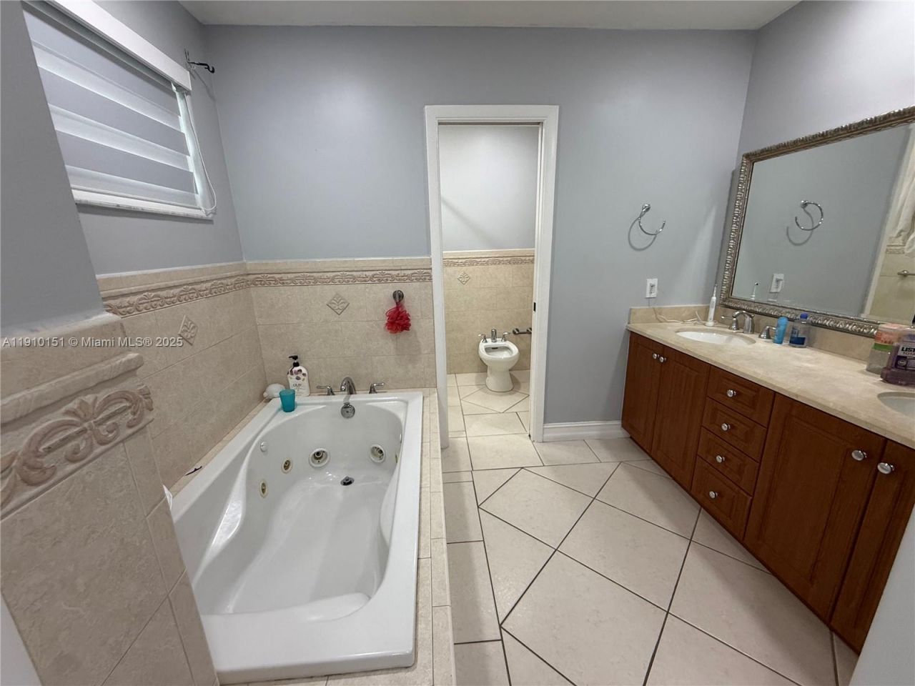 8771 NW 153rd Ter, Miami Lakes, FL 33018 Photo