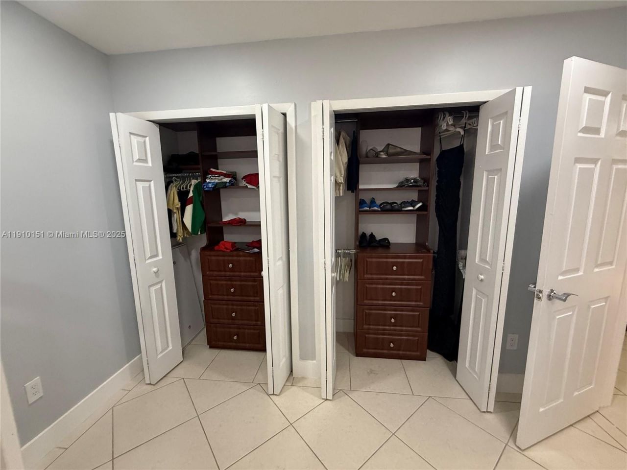 8771 NW 153rd Ter, Miami Lakes, FL 33018 Photo