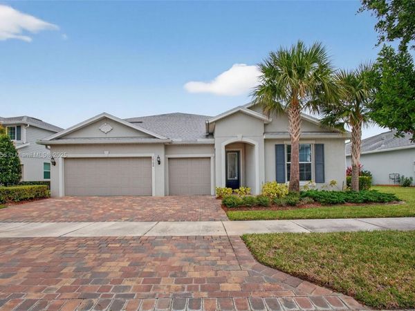 10190 SW Captiva Dr, Port St. Lucie, FL 34987