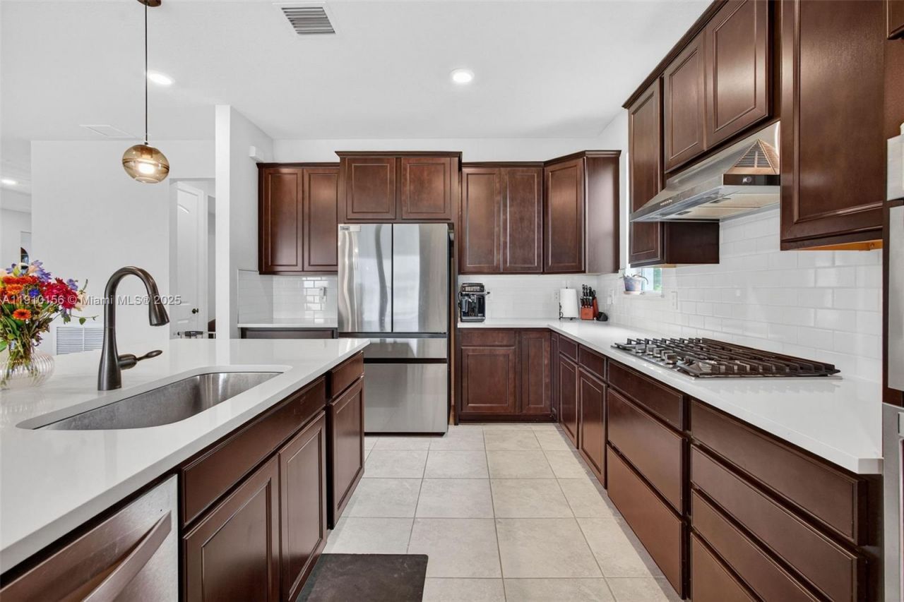 10190 SW Captiva Dr, Port Saint Lucie, FL 34987 Photo