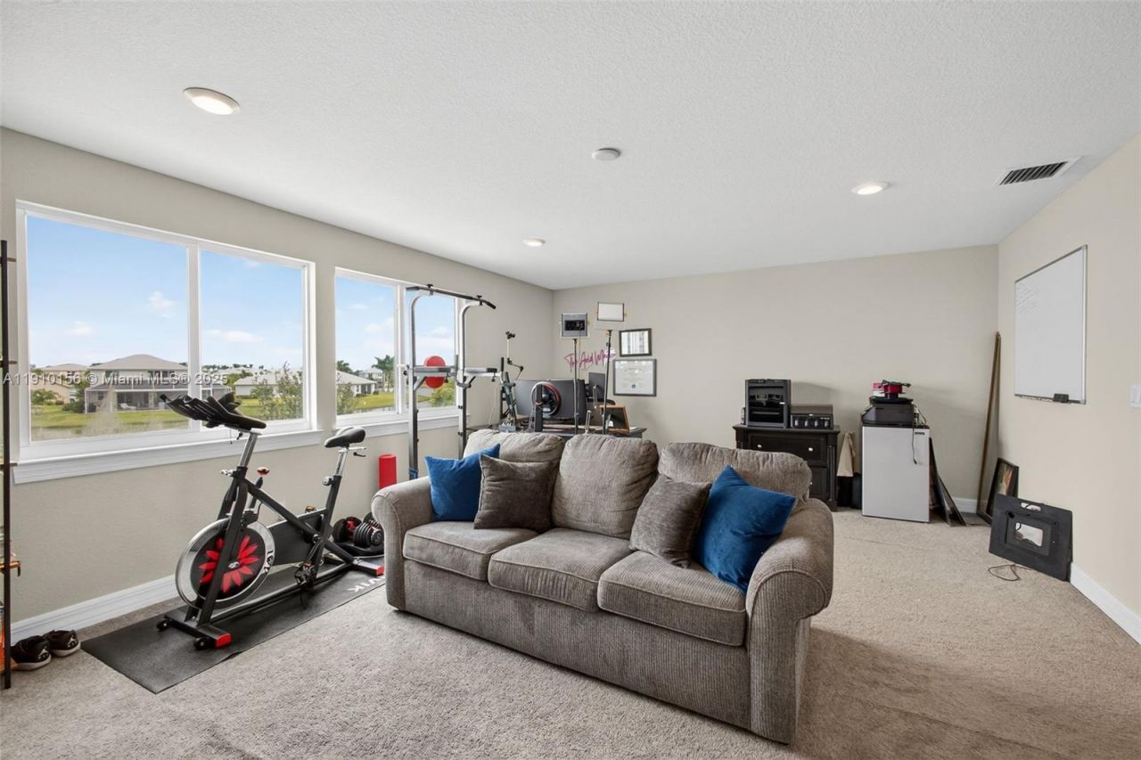 10190 SW Captiva Dr, Port Saint Lucie, FL 34987 Photo