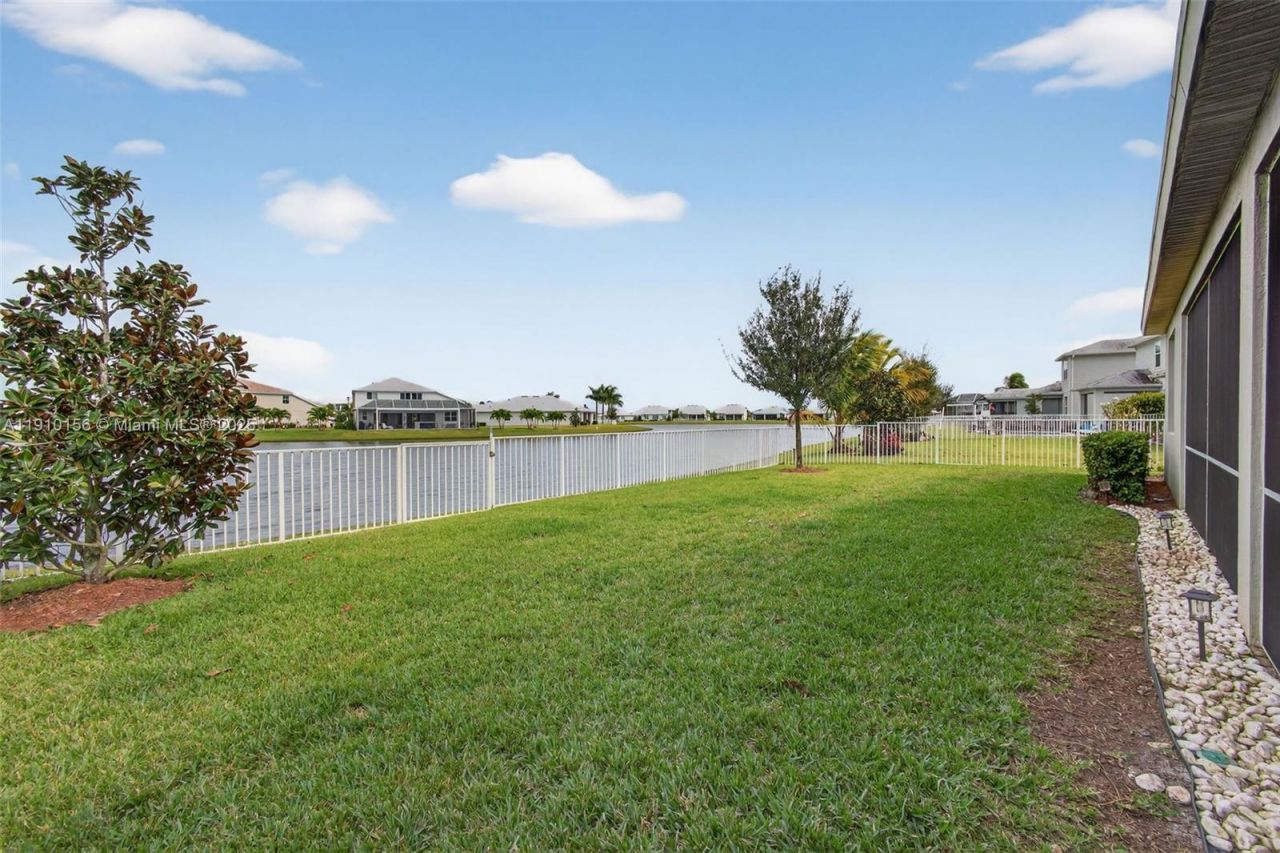 10190 SW Captiva Dr, Port Saint Lucie, FL 34987 Photo