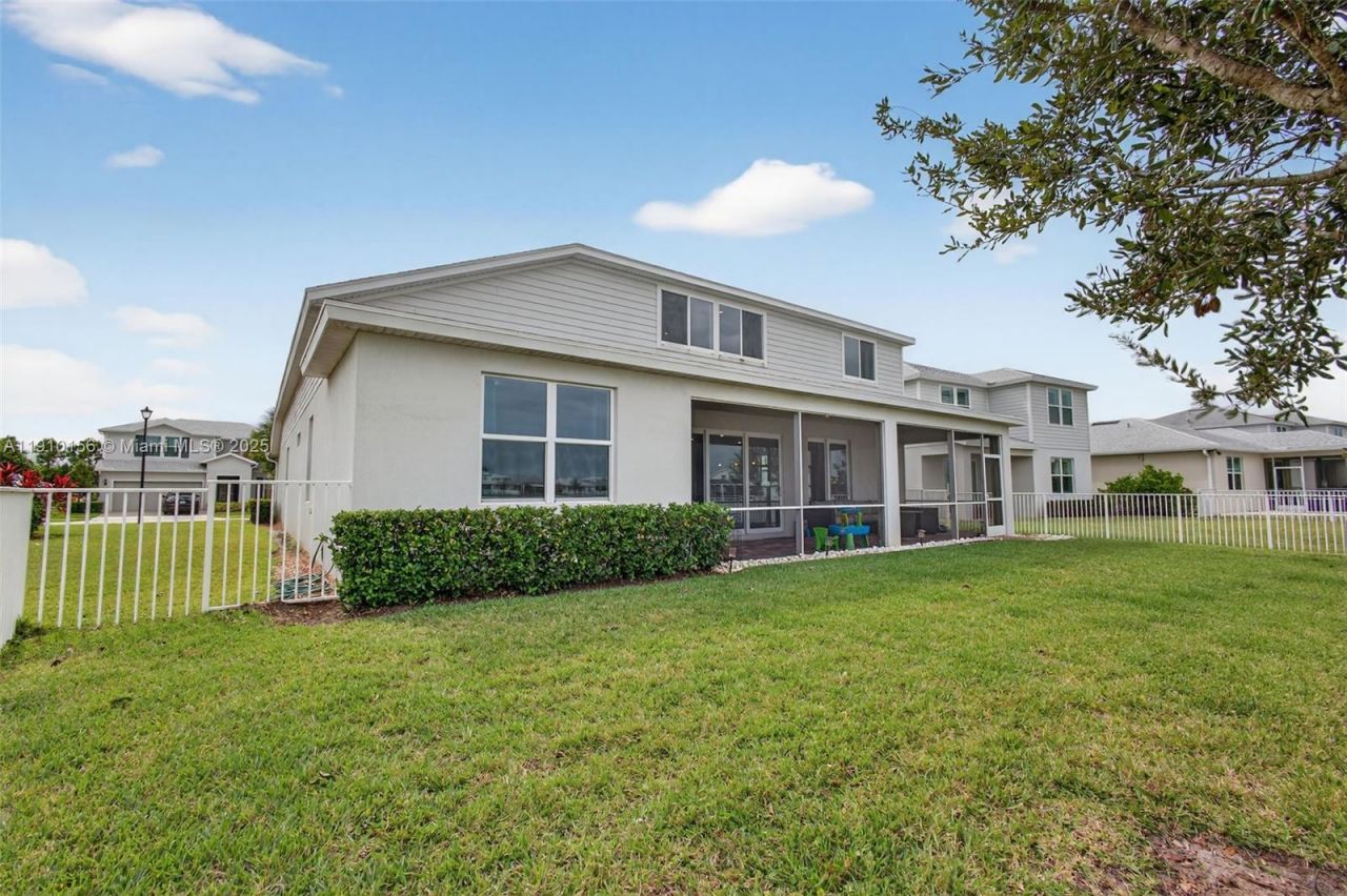 10190 SW Captiva Dr, Port Saint Lucie, FL 34987 Photo