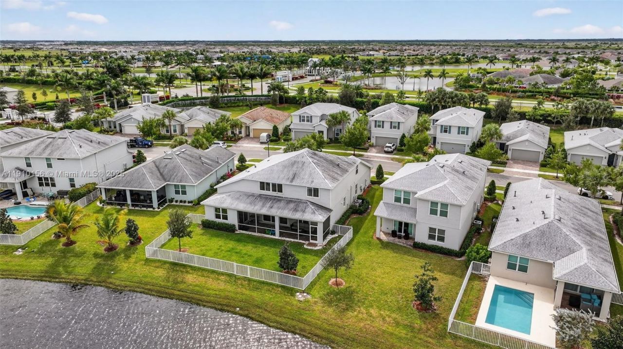 10190 SW Captiva Dr, Port Saint Lucie, FL 34987 Photo