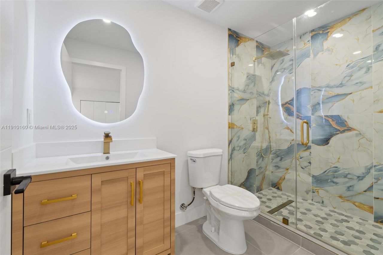 8370 SW 46th St, Miami, FL 33155 Photo