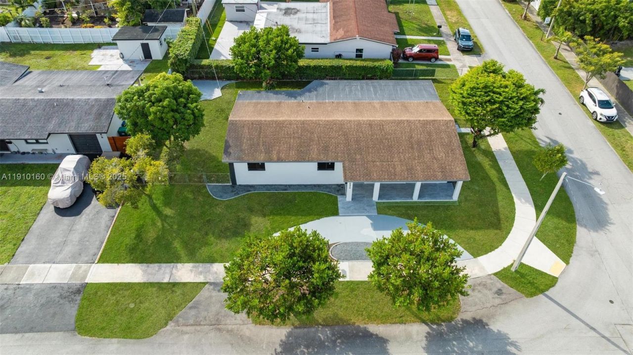 8370 SW 46th St, Miami, FL 33155 Photo