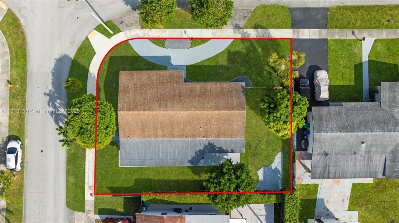 8370 SW 46th St, Miami, FL 33155 Photo