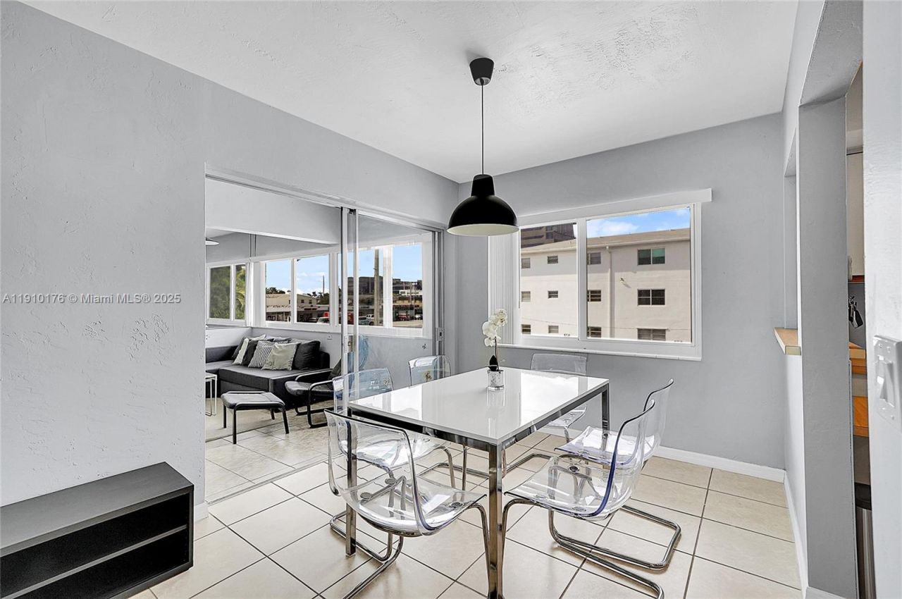 801 Atlantic Shores Blvd, Unit 203, Hallandale Beach, FL 33009 Photo