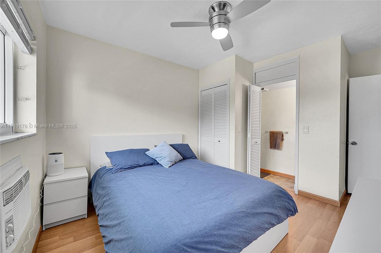 801 Atlantic Shores Blvd, Unit 203, Hallandale Beach, FL 33009 Photo