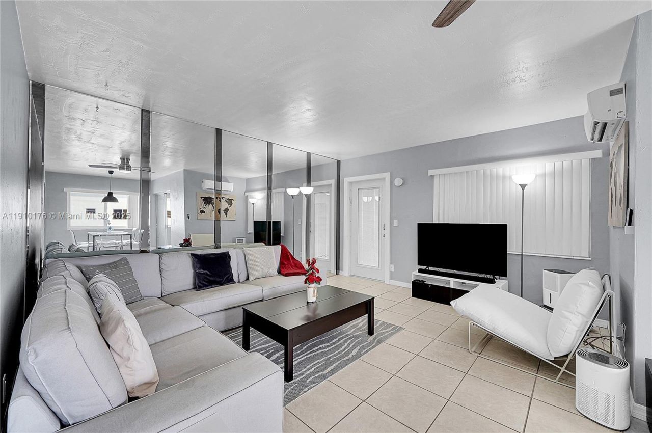 801 Atlantic Shores Blvd, Unit 203, Hallandale Beach, FL 33009 Photo