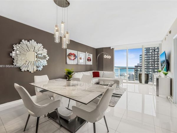 485 Brickell Ave, Unit 3109, Miami, FL 33131