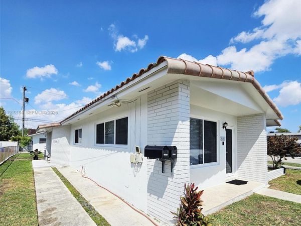 9301 SW 37 STREET, Unit 4, Miami, FL 33165