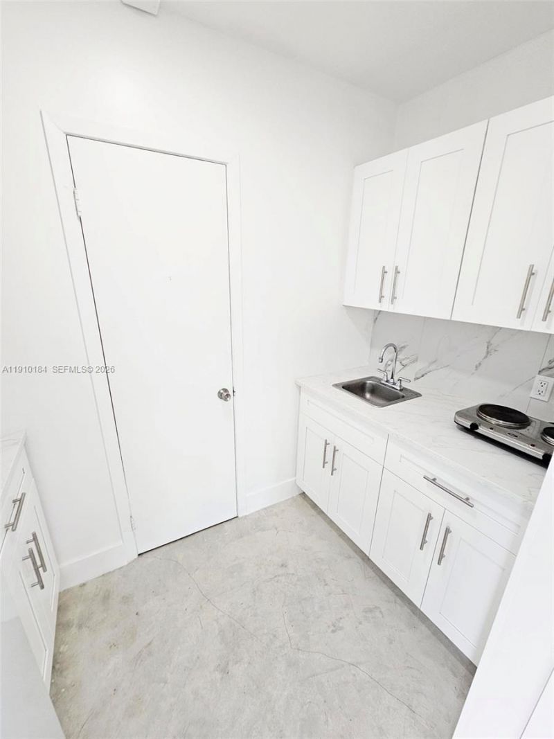 9301 SW 37 Street, Unit 4, Miami, FL 33165 Photo
