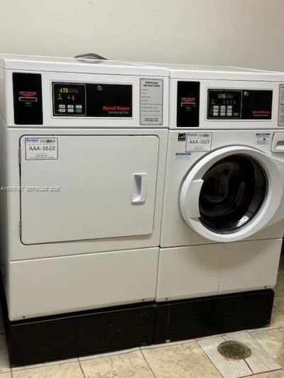 3625 N Country Club Dr, Unit 304, Aventura, FL 33180 Photo