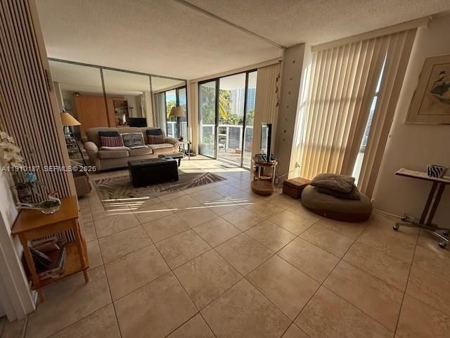 3625 N Country Club Dr, Unit 304, Aventura, FL 33180 Photo