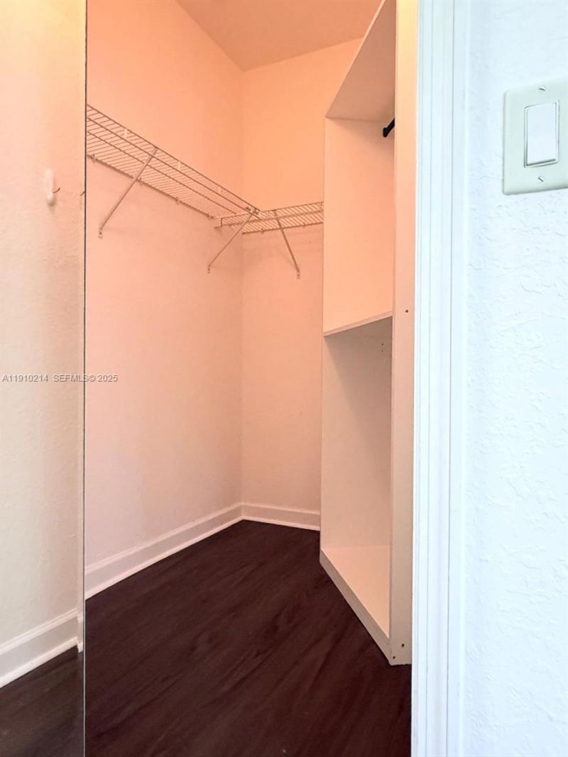 8675 NW 109th Ct, Doral, FL 33178 Photo