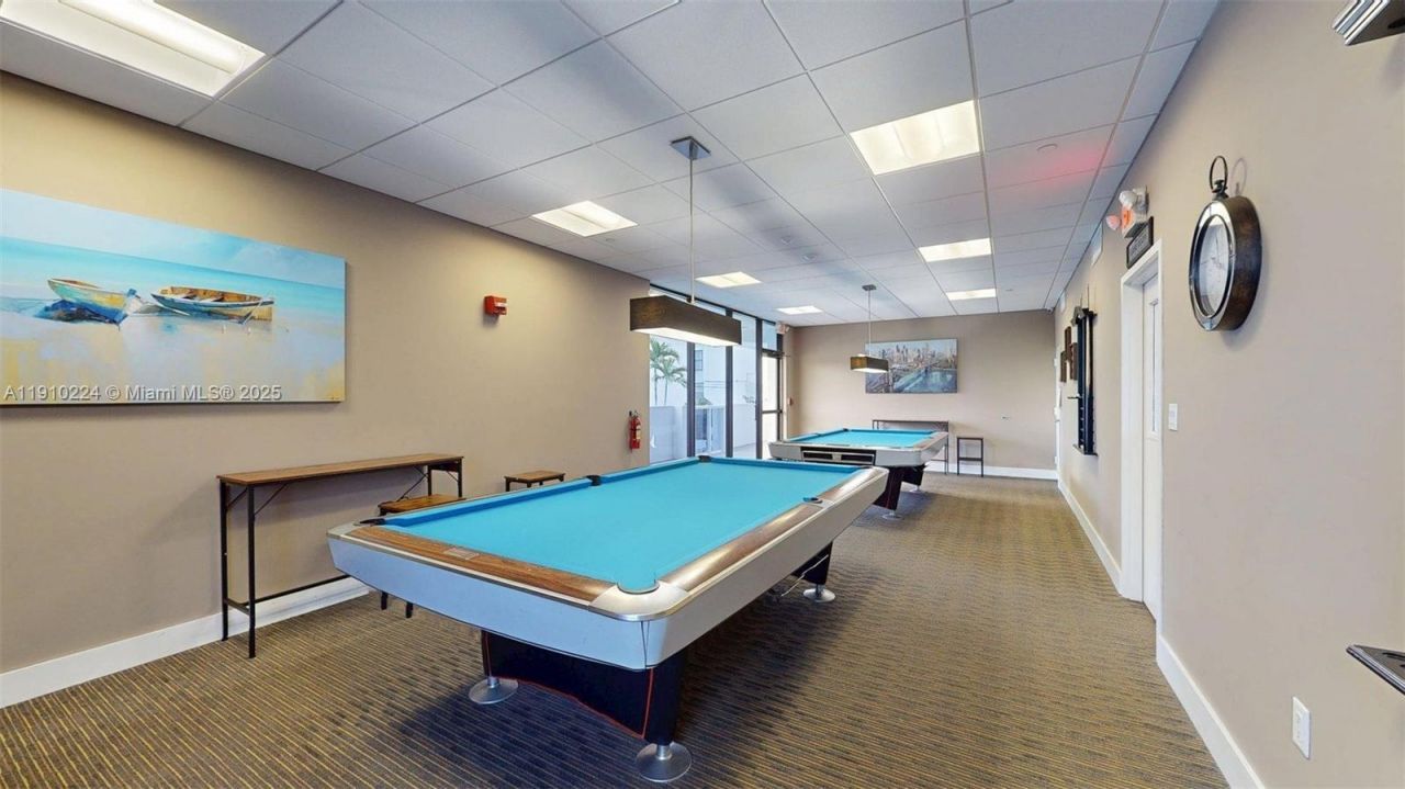 3675 N Country Club Dr, Unit 1610, Aventura, FL 33180 Photo