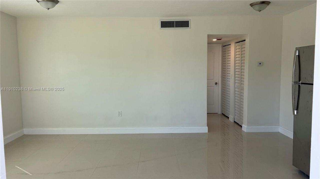 465 NE 139th St, Unit 461, North Miami, FL 33161 Photo