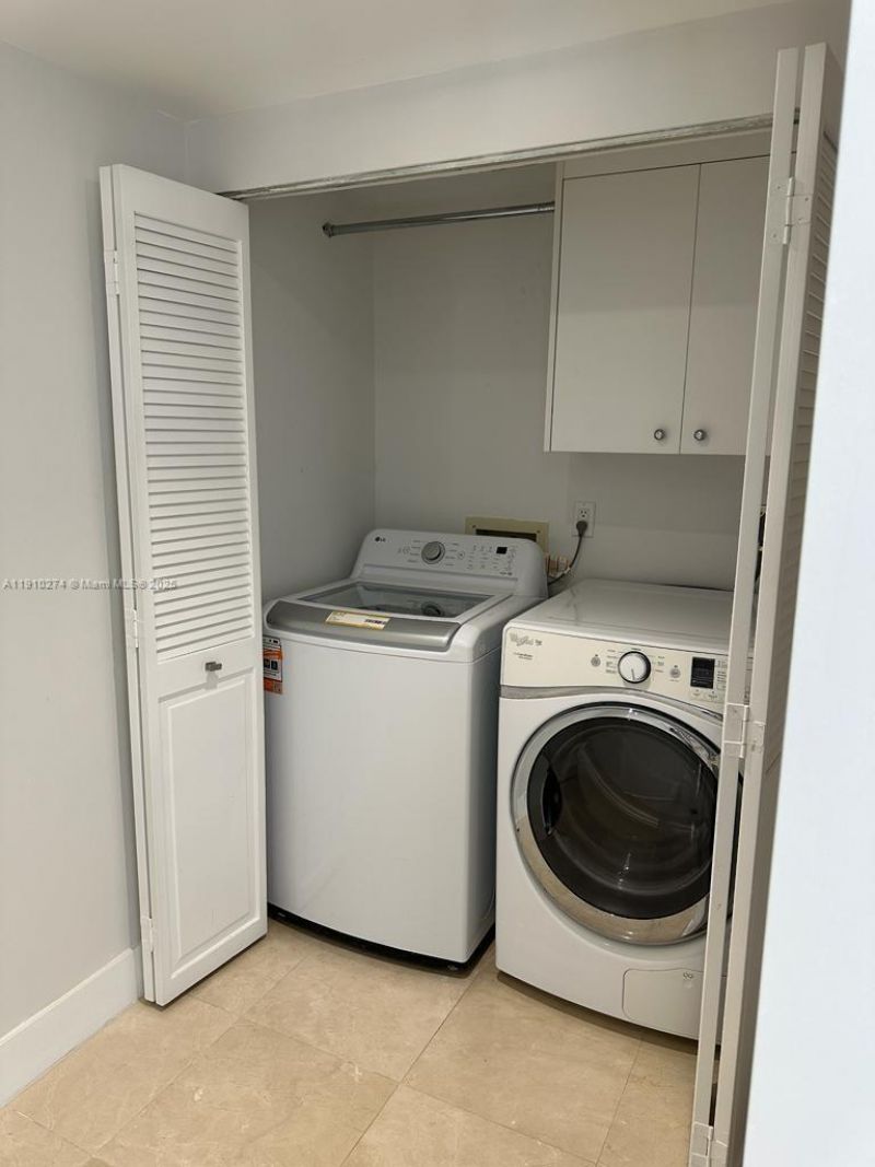 251 Crandon Blvd, Unit 430, Key Biscayne, FL 33149 Photo