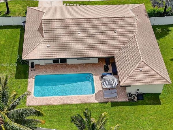 5660 Golfway Dr, Boca Raton, FL 33433