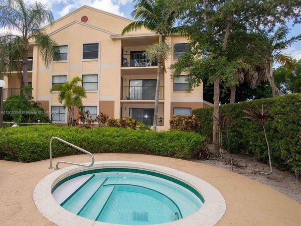 9999 Summerbreeze Dr, Unit 501, Sunrise, FL 33322