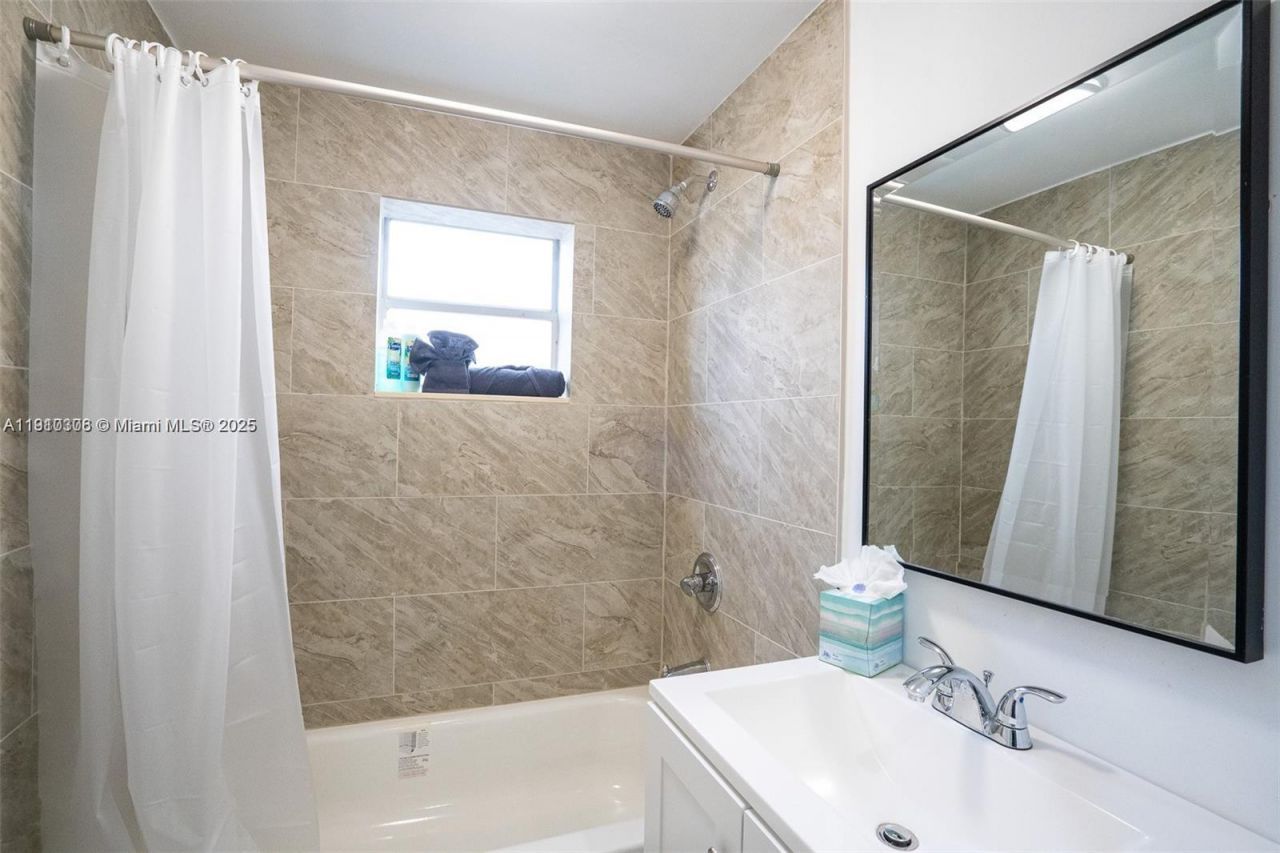 444 Ponce De Leon Blvd, Coral Gables, FL 33134 Photo