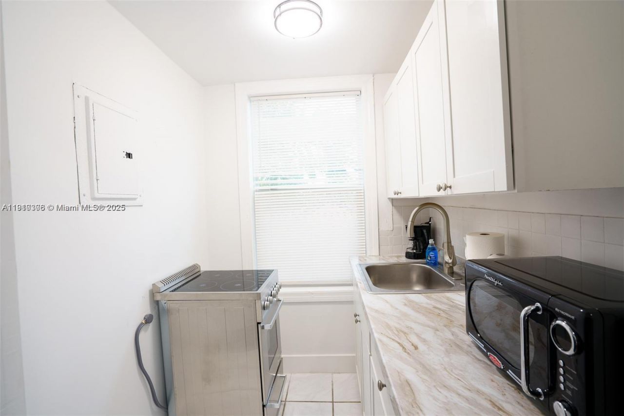 444 Ponce De Leon Blvd, Coral Gables, FL 33134 Photo