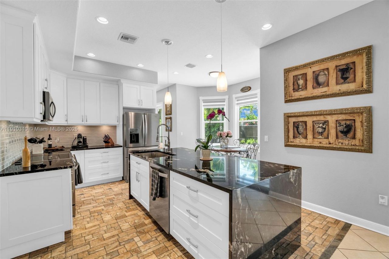 15974 SW 16th St, Pembroke Pines, FL 33027 Photo