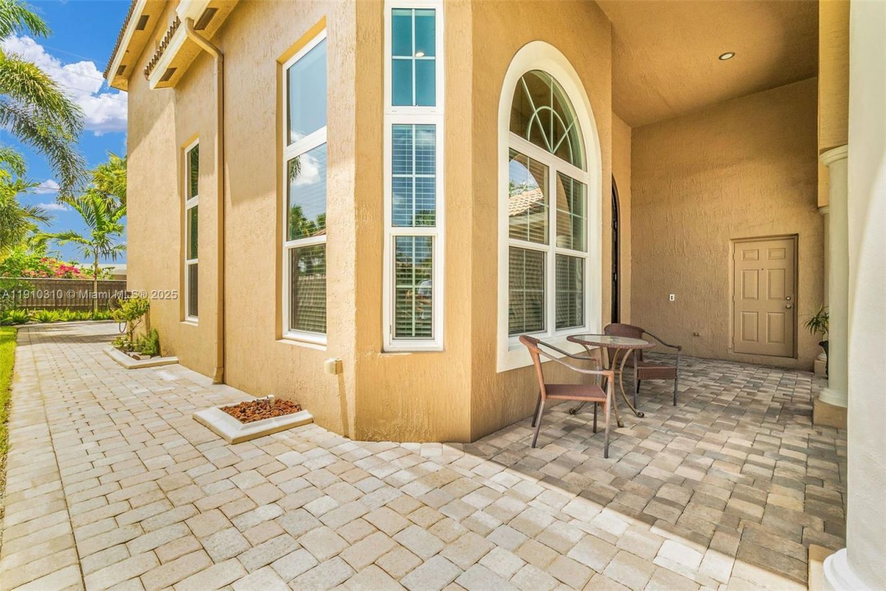 15974 SW 16th St, Pembroke Pines, FL 33027 Photo