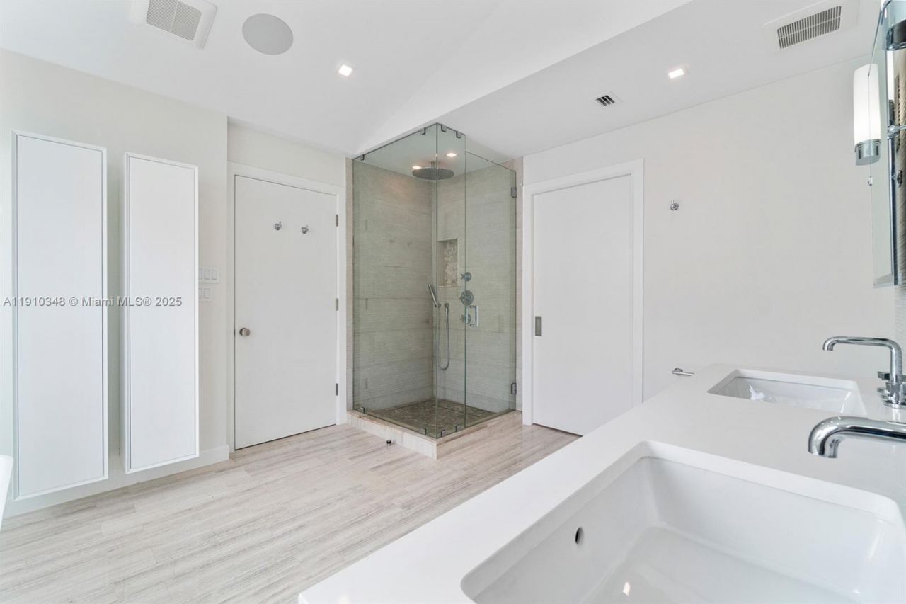 19941 NE 36th Pl, Aventura, FL 33180 Photo