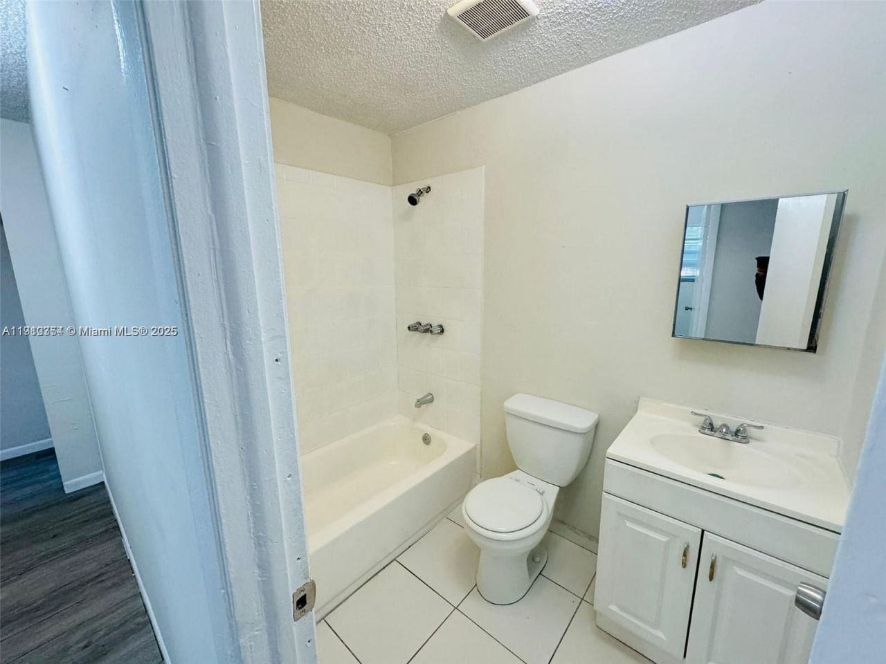 10805 SW 4th St, Sweetwater, FL 33174 Photo