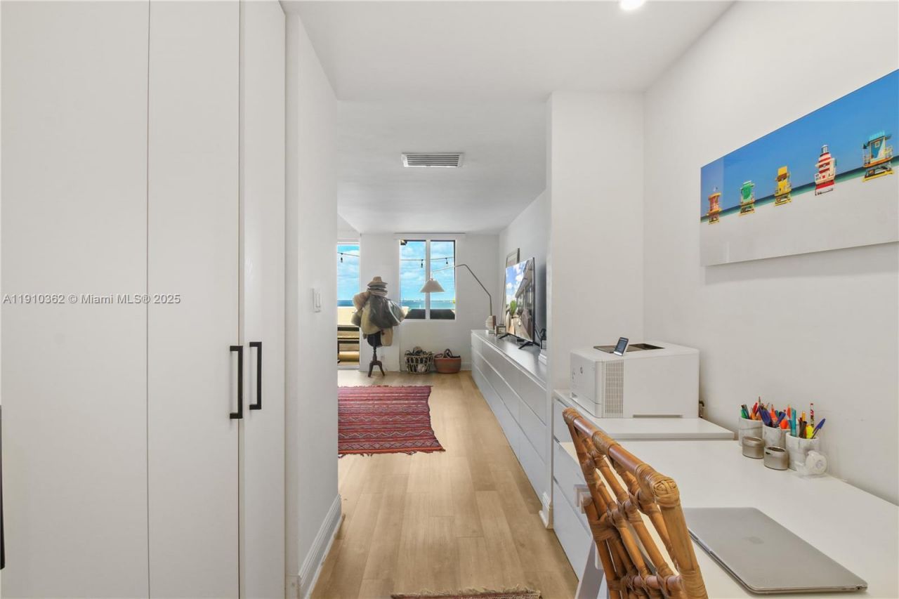 151 Crandon Blvd, Unit 1136, Key Biscayne, FL 33149 Photo