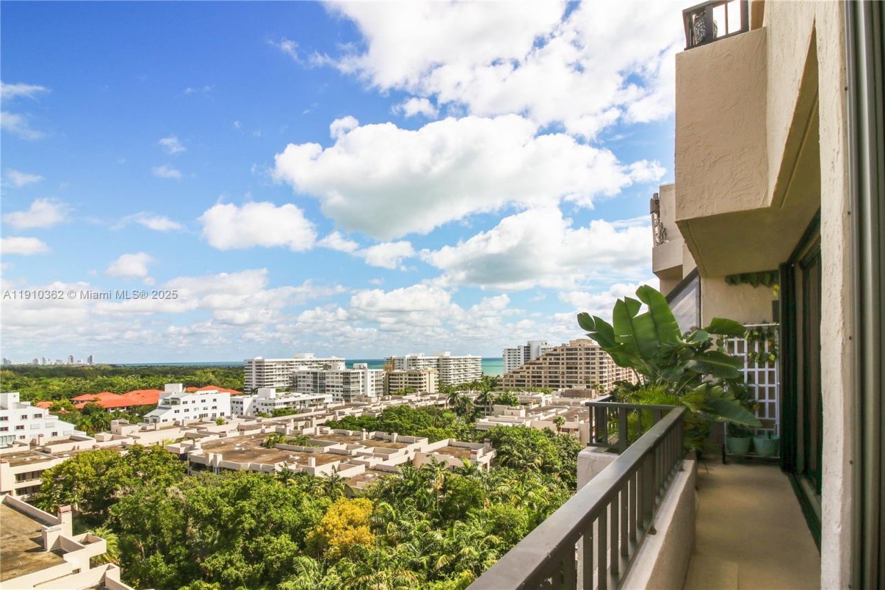 151 Crandon Blvd, Unit 1136, Key Biscayne, FL 33149 Photo